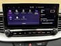 Kia Ceed Sportswagon 1.6 GDI PHEV DynamicLine | Facelift | Camera | Fabrieksgarantie | Apple CarPlay | Rijstrooksensor | LED | DAB | Keyless | 16 inch velgen | Climate control | Adaptieve Cruise control | Stoel&stuurverwarming | Volledig Onderhouden