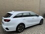 Kia Ceed Sportswagon 1.6 GDI PHEV DynamicLine | Facelift | Camera | Fabrieksgarantie | Apple CarPlay | Rijstrooksensor | LED | DAB | Keyless | 16 inch velgen | Climate control | Adaptieve Cruise control | Stoel&stuurverwarming | Volledig Onderhouden