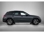 Mercedes-Benz GLC 400e 4MATIC Business Solution AMG | Premium Plus | Winterpakket | Techniekpakket | Nightpakket | Rijassistentiepakket Plus | Trekhaak | 20 inch vijfspaaks lichtmetalen AMG-velgen | Treeplanken in aluminiumlook |
