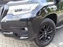 Toyota Land Cruiser 2.8 D-4D-F Professional High Roof Window Van TREKHAAK