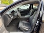 Volvo V60 2.0 T6 AWD Ultra Dark Panodak Leer H&amp;K Head up