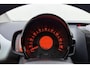 Peugeot 108 1.0 e-VTi Allure 68pk | 5 Deurs | Climate Control | Camera | Lichtmetalen Velgen | Bluetooth | Dealeronderhouden