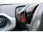 Peugeot 108 1.0 e-VTi Allure 68pk | 5 Deurs | Climate Control | Camera | Lichtmetalen Velgen | Bluetooth | Dealeronderhouden