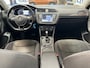Volkswagen Tiguan 2.0 TSI 4MOTION HIGHLINE NAVIGATIE ADAPTIVE CRUISE CONTROL PANORAMA SCHUIF/KANTELDAK APPLE CARPLAY/ANDROID RIJSTROOKSENSOREN 360 CAMERA TREKHAAK ZEER MOOI !!