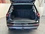 Volkswagen Tiguan 2.0 TSI 4MOTION HIGHLINE NAVIGATIE ADAPTIVE CRUISE CONTROL PANORAMA SCHUIF/KANTELDAK APPLE CARPLAY/ANDROID RIJSTROOKSENSOREN 360 CAMERA TREKHAAK ZEER MOOI !!