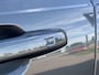 Volvo XC90 2.0 T8 Plug-in hybrid AWD Ultra Dark Exec. Ed. | Adaptieve Cruise Control | Elektr. schuif-\-kanteldak | 360 Camera | Luchtvering | Bowers & Wilkins Premium Audio | Extra getint glas | Gelamineerde ramen | Geventileerde voorstoelen | Stoelverwarming | Stoelmassage | Verwarmd stuurwiel | Google Services | Head-up display | Alcantara hemelbekleding | 22" Lichtmetalen velgen |