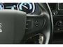Peugeot e-Expert Standard Premium 75 kWh L2H1 | Snelladen | SOH 90% | Airco | Camera | Cruise | Carplay | Parkeersens.