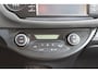 Toyota Yaris 1.0 VVT-i Active // Navigatie // Camera // All season banden
