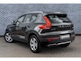 Volvo XC40 2.0 T4 Inscription | Trekhaak | Panoramadak | Achteruitrijcamera | BLIS | Cruise Control Adaptief | Elektrisch Verstelbare Voorstoelen | Navigatie | Apple Carplay | Android Auto | Keyless Entry | LED Koplampen Adaptief