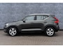 Volvo XC40 2.0 T4 Inscription | Trekhaak | Panoramadak | Achteruitrijcamera | BLIS | Cruise Control Adaptief | Elektrisch Verstelbare Voorstoelen | Navigatie | Apple Carplay | Android Auto | Keyless Entry | LED Koplampen Adaptief