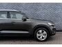 Volvo XC40 2.0 T4 Inscription | Trekhaak | Panoramadak | Achteruitrijcamera | BLIS | Cruise Control Adaptief | Elektrisch Verstelbare Voorstoelen | Navigatie | Apple Carplay | Android Auto | Keyless Entry | LED Koplampen Adaptief