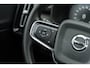 Volvo XC40 2.0 T4 Inscription | Trekhaak | Panoramadak | Achteruitrijcamera | BLIS | Cruise Control Adaptief | Elektrisch Verstelbare Voorstoelen | Navigatie | Apple Carplay | Android Auto | Keyless Entry | LED Koplampen Adaptief