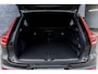 Volvo XC40 2.0 T4 Inscription | Trekhaak | Panoramadak | Achteruitrijcamera | BLIS | Cruise Control Adaptief | Elektrisch Verstelbare Voorstoelen | Navigatie | Apple Carplay | Android Auto | Keyless Entry | LED Koplampen Adaptief