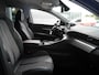Peugeot 3008 1.2T Automaat Blue Lease Premium | Trekhaak | 19 inch lichtmetalen velgen | Elektrisch bedienbare kofferbakklep | Navigatie | Achteruitrijcamera | Draadloze telefoonlader | Keyless entry en start