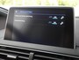 Peugeot 3008 1.2T Automaat Blue Lease Premium | Trekhaak | 19 inch lichtmetalen velgen | Elektrisch bedienbare kofferbakklep | Navigatie | Achteruitrijcamera | Draadloze telefoonlader | Keyless entry en start