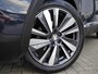 Peugeot 3008 1.2T Automaat Blue Lease Premium | Trekhaak | 19 inch lichtmetalen velgen | Elektrisch bedienbare kofferbakklep | Navigatie | Achteruitrijcamera | Draadloze telefoonlader | Keyless entry en start