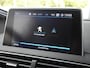 Peugeot 3008 1.2T Automaat Blue Lease Premium | Trekhaak | 19 inch lichtmetalen velgen | Elektrisch bedienbare kofferbakklep | Navigatie | Achteruitrijcamera | Draadloze telefoonlader | Keyless entry en start
