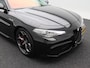 Alfa Romeo Giulia 2.0 T 280 Pk Automaat AWD Veloce | Stoel/Stuurverwarming | Camera | Harman/Kardon | Panoramadak | Leer | 19 Inch | 73.780 Km !!