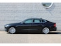 Volvo S90 T4 Automaat Momentum+ | Dealeronderhouden | Pilot Assist & Adaptive Cruise Control | Dodehoekdetectie met correctie | Parkeersensoren voor & achter | Apple Carplay & Android Auto | Lederen bekleding | Rijstrookdetectie met correctie | Voorstoelen verwarmd | Verkeersbord detectie | uitwijk assistent |