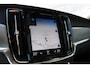 Volvo S90 T4 Automaat Momentum+ | Dealeronderhouden | Pilot Assist & Adaptive Cruise Control | Dodehoekdetectie met correctie | Parkeersensoren voor & achter | Apple Carplay & Android Auto | Lederen bekleding | Rijstrookdetectie met correctie | Voorstoelen verwarmd | Verkeersbord detectie | uitwijk assistent |