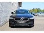 Volvo S90 T4 Automaat Momentum+ | Dealeronderhouden | Pilot Assist & Adaptive Cruise Control | Dodehoekdetectie met correctie | Parkeersensoren voor & achter | Apple Carplay & Android Auto | Lederen bekleding | Rijstrookdetectie met correctie | Voorstoelen verwarmd | Verkeersbord detectie | uitwijk assistent |