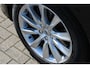 Volvo S90 T4 Automaat Momentum+ | Dealeronderhouden | Pilot Assist & Adaptive Cruise Control | Dodehoekdetectie met correctie | Parkeersensoren voor & achter | Apple Carplay & Android Auto | Lederen bekleding | Rijstrookdetectie met correctie | Voorstoelen verwarmd | Verkeersbord detectie | uitwijk assistent |