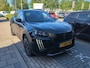 Peugeot e-2008 EV GT 54 kWh | Nieuw model | Fase 3 laden | Navigatie | Camera voor + achter | 18 Inch lichtmetaal |