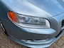 Volvo V70 2.5FT R-Design 230PK LEER / XENON / TREKHAAK / PDC