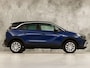 Opel Crossland 1.2 Turbo Elegance (APPLE CARPLAY, GROOT NAVI, CLIMATE, STUUR/STOELVERWARMING, SPORTSTOELEN, TREKHAAK, GETINT GLAS, CRUISE, NIEUWSTAAT)