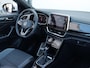 Volkswagen T-Roc Cabrio R-line | Stoel & Stuurverwarming | Adaptive Cruise Control | Camera | Side Assist | App-Connect | Navigatie |