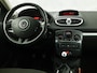 Renault Clio Estate 1.2 TCE Collection (AIRCO, ELEK RAMEN, CRUISE, SPORTSTOELEN, GETINT GLAS, LM VELGEN, NIEUWSTAAT)