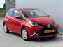 Toyota Aygo 1.0 VVT-i x-play - 4drs - Automaat - Camera