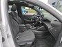 Peugeot 208 1.2 PureTech 100 GT | Navigatie | Camera voor + achter | Panoramadak | Nieuw model | Apple carplay |