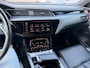 Audi E-tron 55 quattro S edition 95 kWh / SoH 94,6% / Panoramadak / 360Camera / Head-up / Luxe Leder / Luchtvering / 21'' / B&O / Softclose / Matrix LED / CarPlay / Dodehoek / DAB / ACC / Stoelmassage+Ventilatie