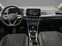 Volkswagen T-Roc 1.5 TSI Style 150pk DSG Automaat, Trekhaak, Panoramadak, Adaptive cruise control, Stoelverwarming, Elektrische achterklep, Navigatie, Achteruitrijcamera, Parkeersensoren