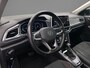 Volkswagen T-Roc 1.5 TSI Style 150pk DSG Automaat, Trekhaak, Panoramadak, Adaptive cruise control, Stoelverwarming, Elektrische achterklep, Navigatie, Achteruitrijcamera, Parkeersensoren