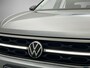 Volkswagen T-Roc 1.5 TSI Style 150pk DSG Automaat, Trekhaak, Panoramadak, Adaptive cruise control, Stoelverwarming, Elektrische achterklep, Navigatie, Achteruitrijcamera, Parkeersensoren