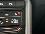 Volkswagen T-Roc 1.5 TSI Style 150pk DSG Automaat, Trekhaak, Panoramadak, Adaptive cruise control, Stoelverwarming, Elektrische achterklep, Navigatie, Achteruitrijcamera, Parkeersensoren