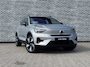 Volvo EX40 Single Motor Extended Range Plus 82 kWh | Warmtepomp | Trekhaak | Achteruitrijcamera | Parkeersensoren | Keyless Entry | Elektrische Achterklep | Stoelverwarming | Cruise Control Adaptief | BLIS | Google Navigatie | Apple Carplay | Android Auto
