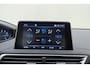 Peugeot 3008 1.2 PureTech Blue Lease Executive Camera l Climate Control l Cruise Control l Apple Carplay & Android Auto l PDC voor en achter l Bluetooth l Lichtmetalen Velgen l Afneembare Trekhaak