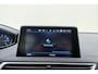 Peugeot 3008 1.2 PureTech Blue Lease Executive Camera l Climate Control l Cruise Control l Apple Carplay & Android Auto l PDC voor en achter l Bluetooth l Lichtmetalen Velgen l Afneembare Trekhaak