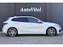 BMW 1-Serie 118i Sportline | Sportleder | Comfort Acces | Stoel+Stuurverwarming | PDC V+A | Carplay