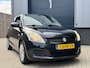 Suzuki Swift 1.2 Bandit EASSS *Origneel NL!* Stoelverwarming / Navigatie / Cruise Control / Airco / 16"LMV