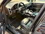 Porsche Cayenne 4.0 Turbo, SPORT DESIGN, 22'', PANO, BOSE, 4-WIEL STURING, SPORT-CHRONO, 250K NP