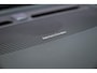 Volvo EX40 Single Motor Extended Range Ultra Black Ed. 82 kWh | Black Edition | Europa | Schuif-/Kanteldak | Harman Kardon Audio | Adaptieve Cruise Control | Stuur-/Stoelverwarming V+A | Warmtepomp | Getint Glas |