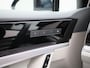 Volkswagen Touareg 3.0 TSi eHybrid 4MOTION Elegance 381 PK| Dealeronderhouden | Luchtvering | Panoramadak | Leder | Navigatie | 360 Camera | Stoelverwarming