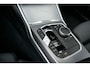 BMW 3-Serie 330e xDrive M Sport LCI | Facelift | Shadow | Trekhaak | Widescreen | Hifi | Camera | 19' inch |