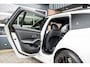 BMW 3-Serie 330e xDrive M Sport LCI | Facelift | Shadow | Trekhaak | Widescreen | Hifi | Camera | 19' inch |