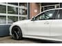 BMW 3-Serie 330e xDrive M Sport LCI | Facelift | Shadow | Trekhaak | Widescreen | Hifi | Camera | 19' inch |