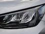 Peugeot 2008 SUV Allure PureTech 100pk H6, Rijklaarprijs, Navigatie Keyless Entry Sensoren voor en achter